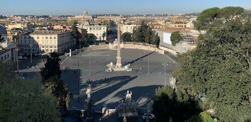 900 Piazza del Popolo