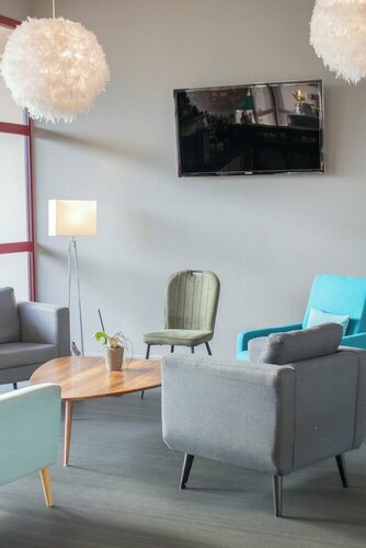 Гостиница Brit Hotel Confort Bressuire в Брессюире