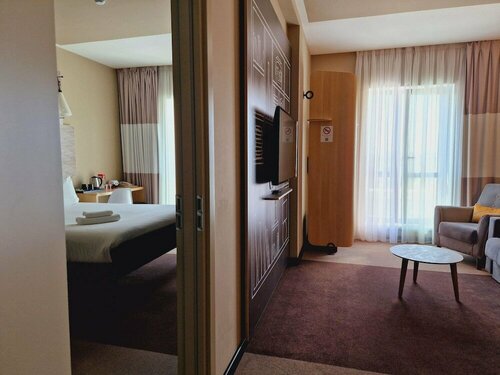 Гостиница Ibis Aktobe в Актобе