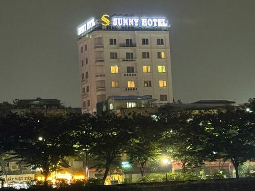 Sunny Hotel 1