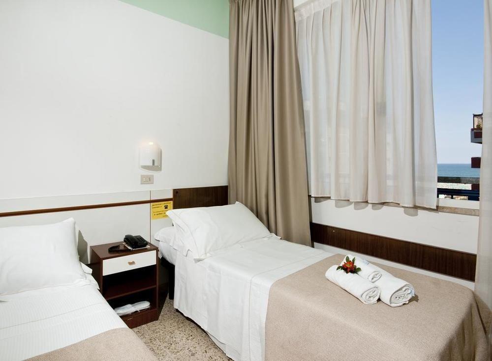 Фото Hotel La Perla Rimini