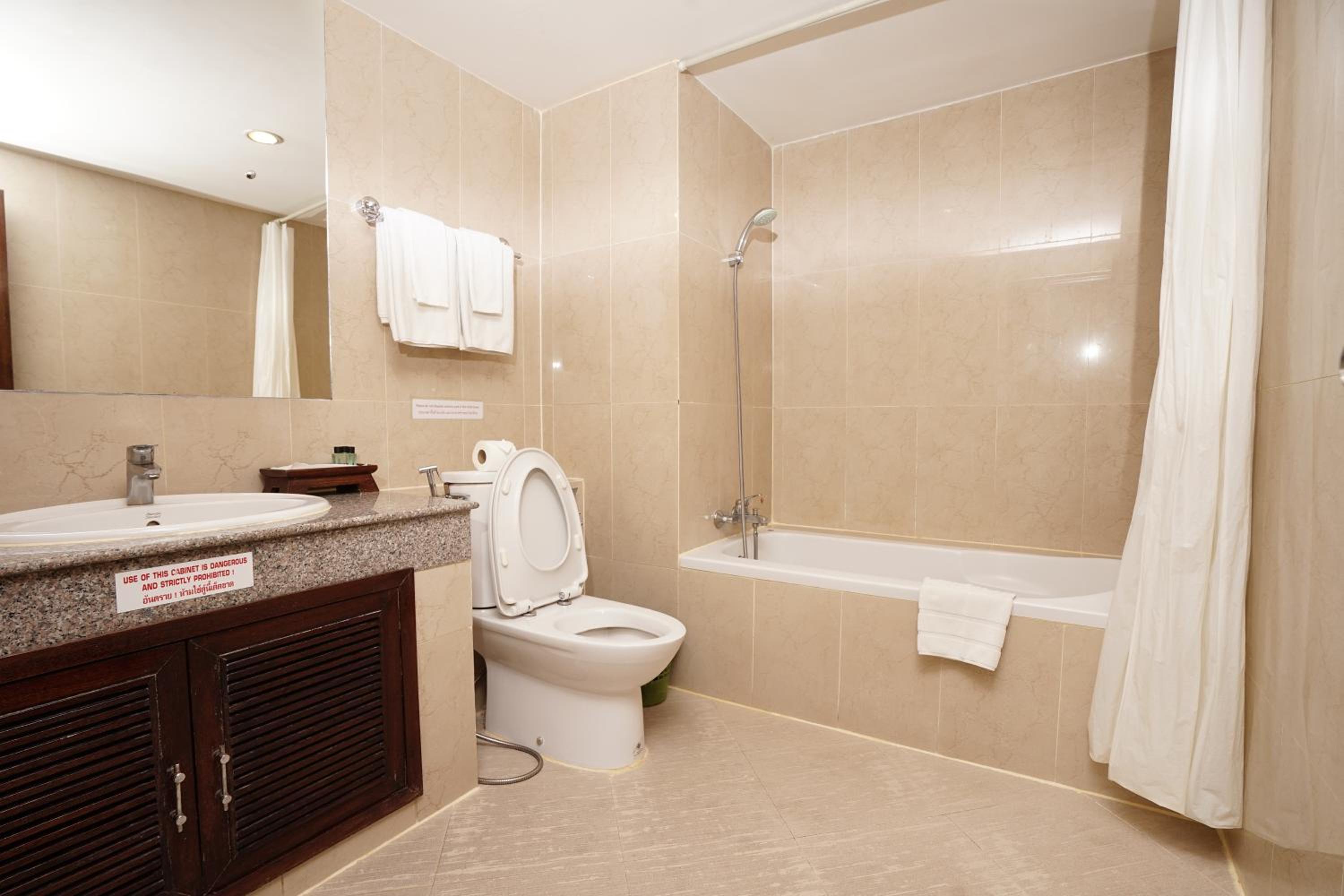 Фото Grand Business Inn