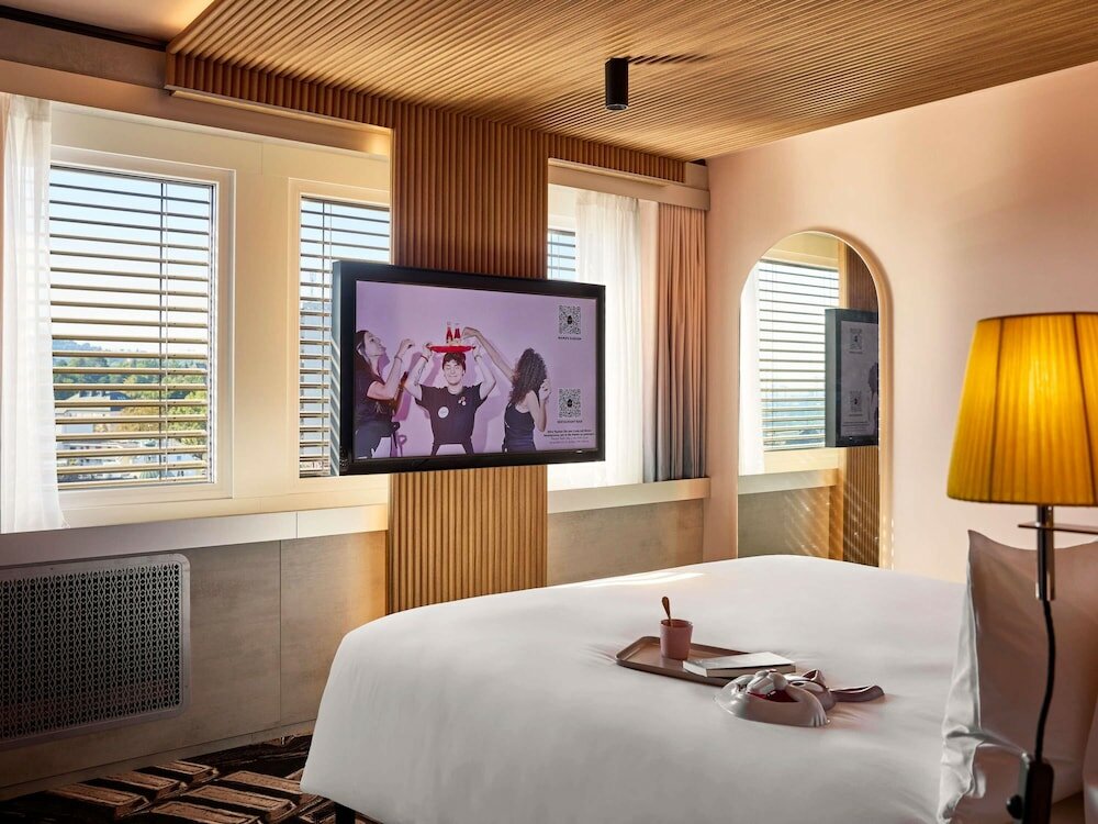 Фото Becozy Self Check-in & Pop-up Hotel