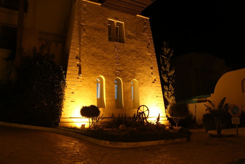 Фото отеля 4