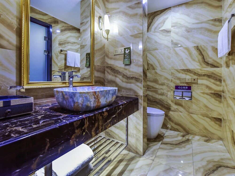 Фото Mercure Chongqing Downtown