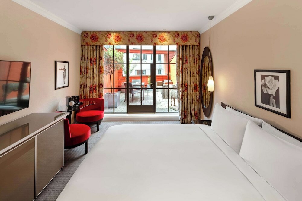 Фото The May Fair, A Radisson Collection Hotel, Mayfair London