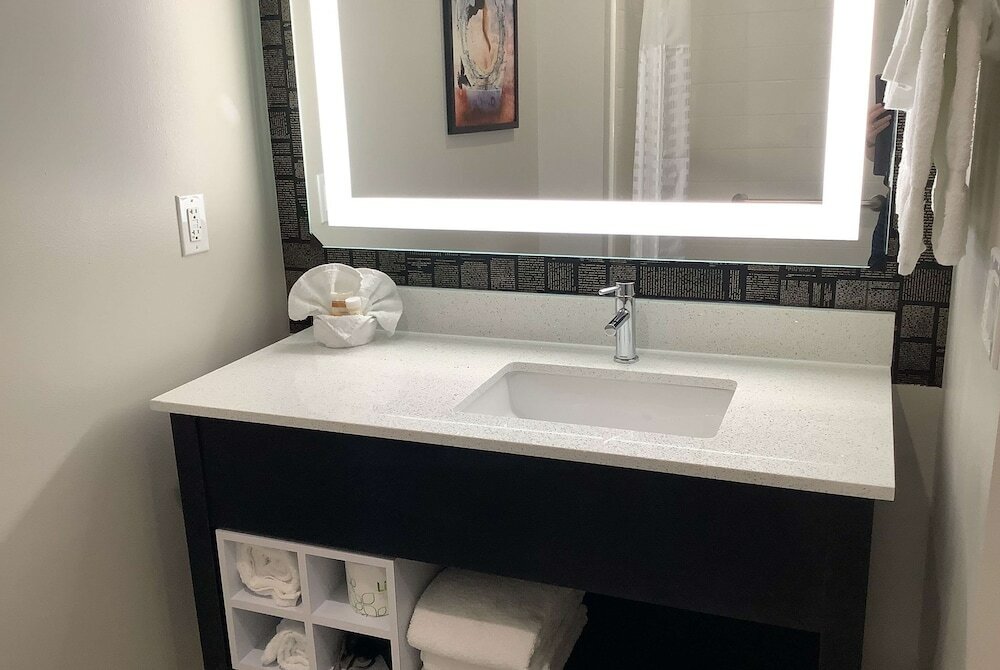 Фото La Quinta Inn & Suites by Wyndham Corpus Christi Southeast