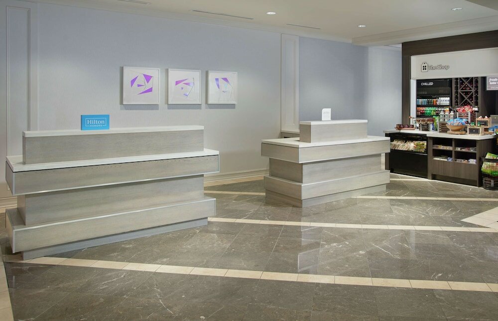 Фото Hilton Garden Inn Atlanta-Buckhead