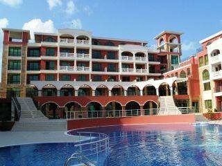 Гостиница St. George Palace в Елените