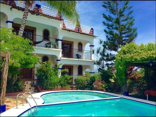 Гостиница Casa Terranova в Пуэрто-Эскондидо