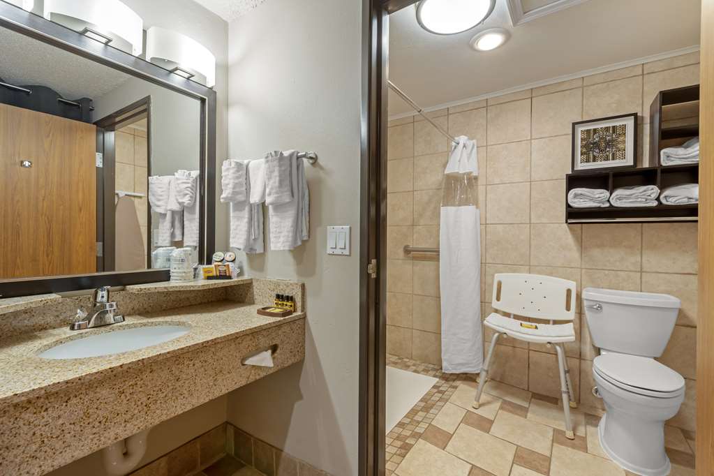 Фото Best Western Plus Midwest Inn
