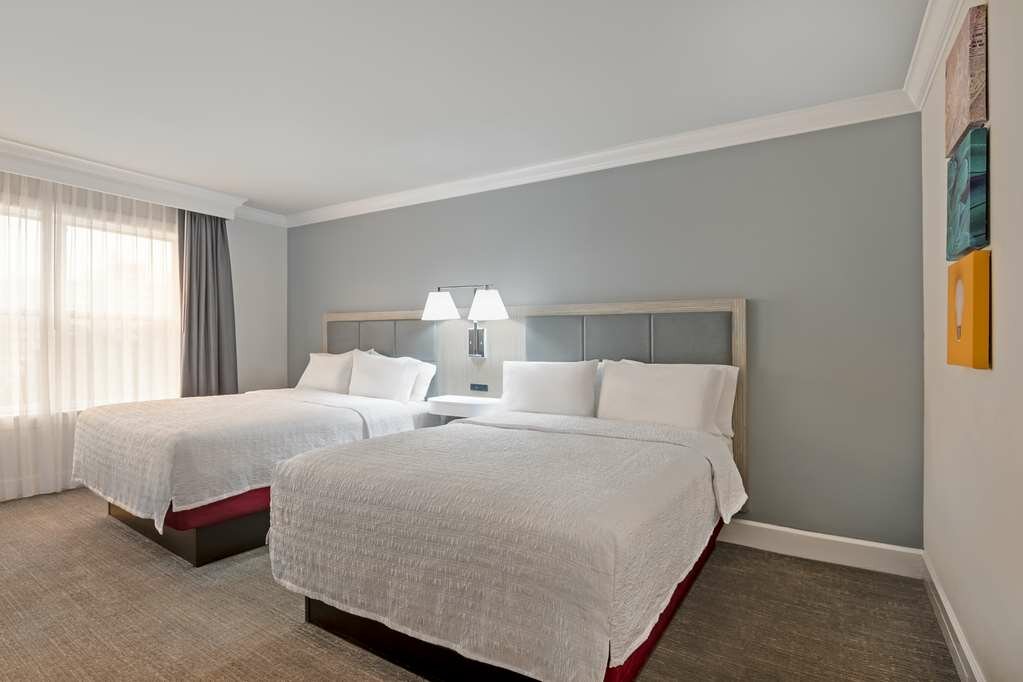 Фото Hampton Inn & Suites Stamford