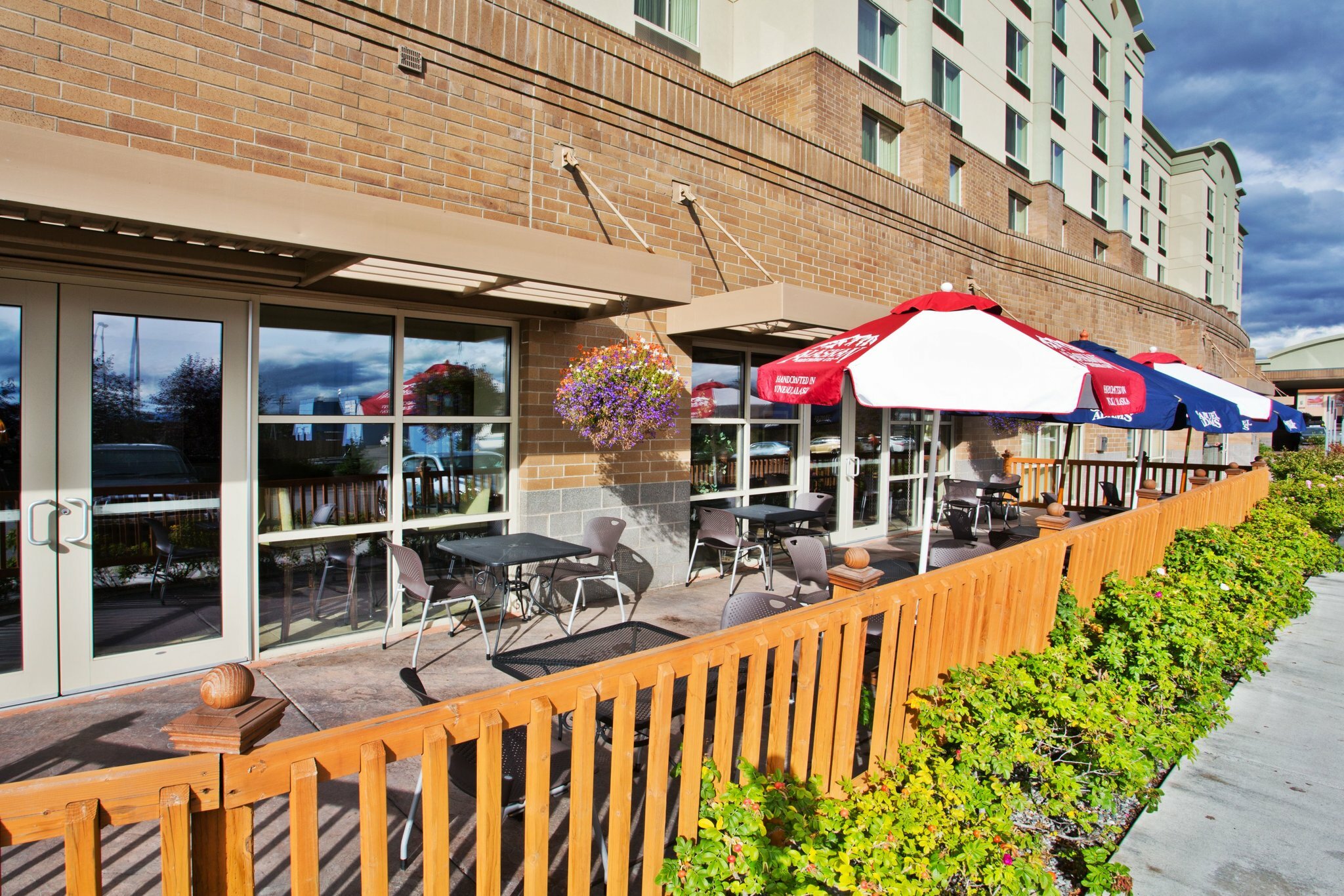 Фото Crowne Plaza Anchorage Midtown, an Ihg Hotel