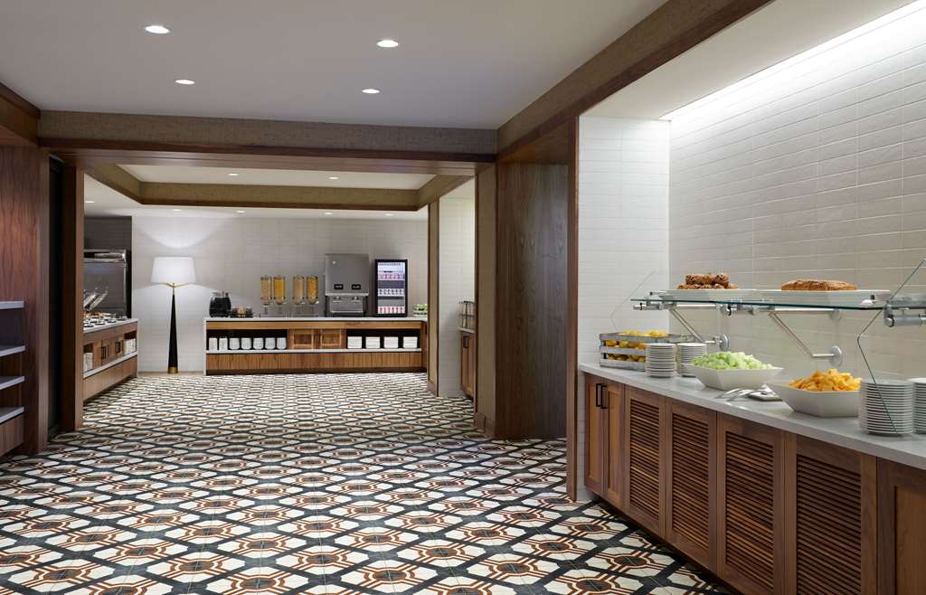 Фото Embassy Suites by Hilton Washington D. C. – Convention Center