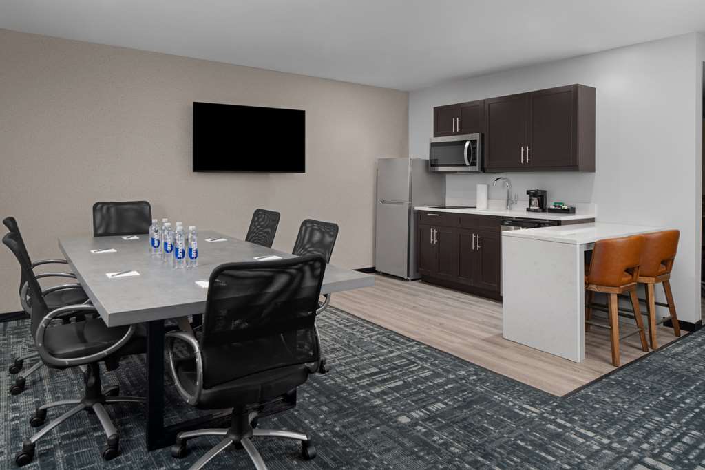 Фото Homewood Suites by Hilton Charlotte Uptown First Ward