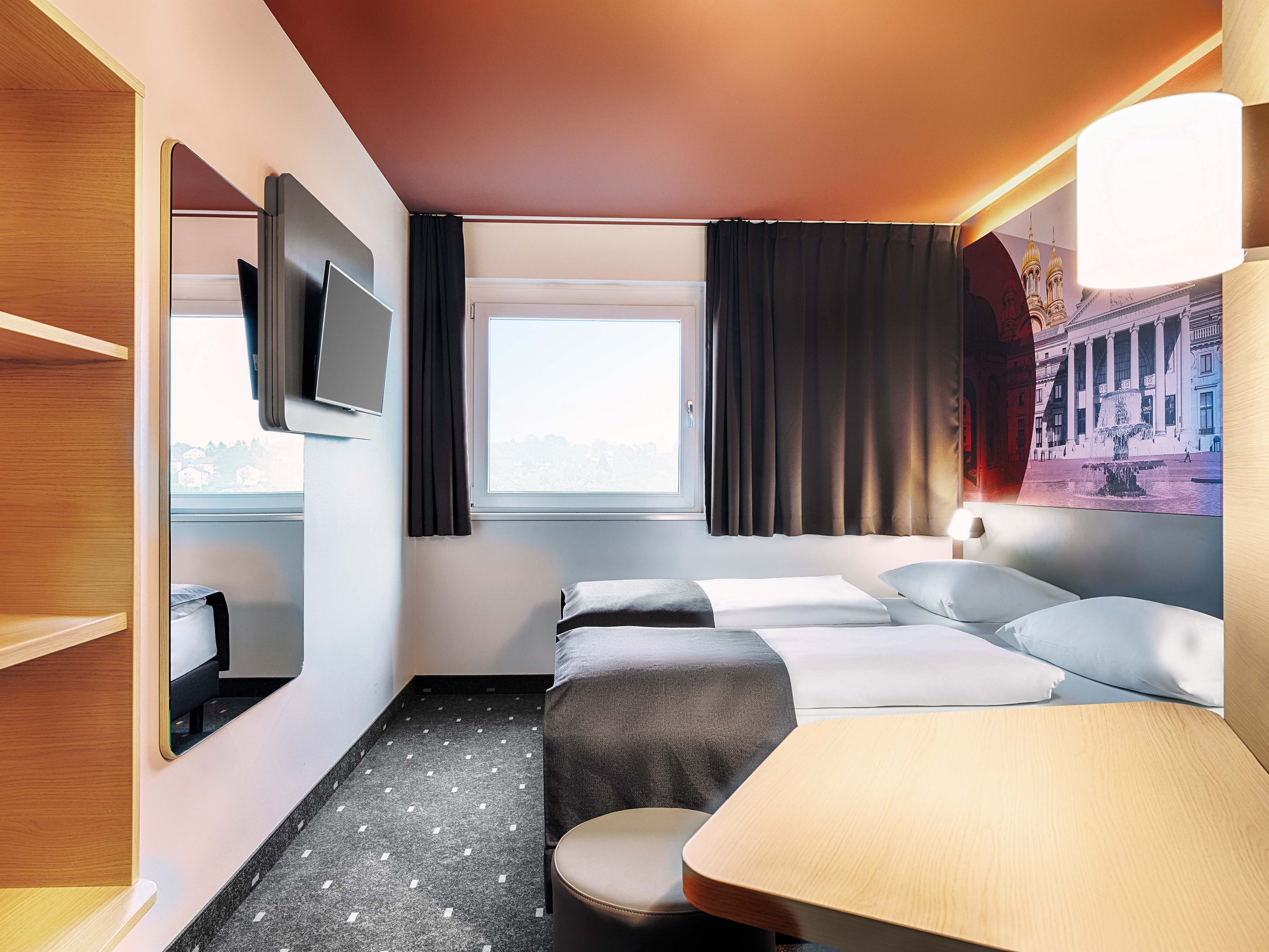 Фото B&b Hotel Wiesbaden