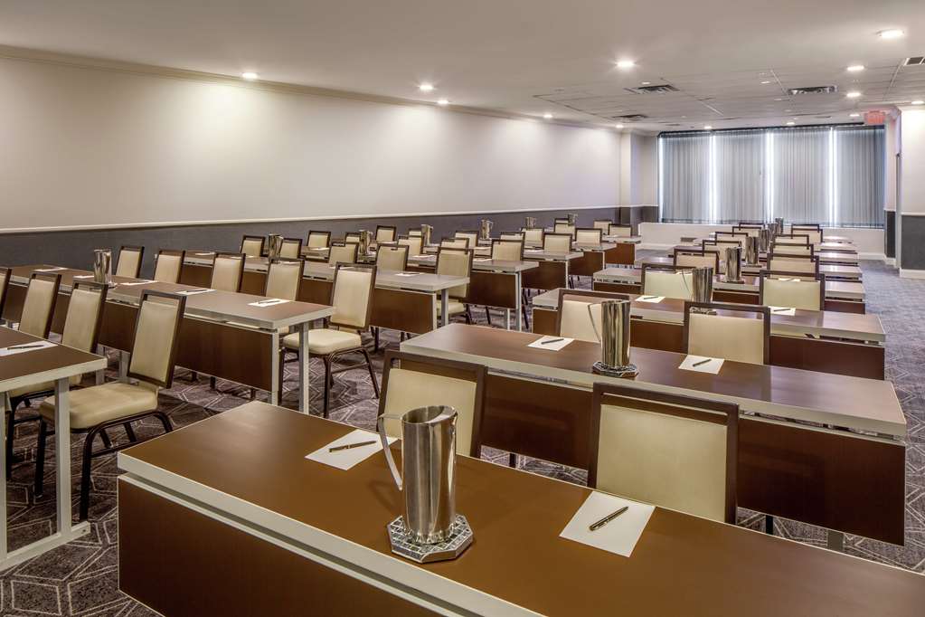 Фото Hilton Newark Airport