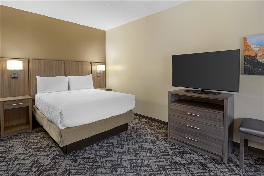 Фото Best Western Plus Zion Canyon Inn & Suites