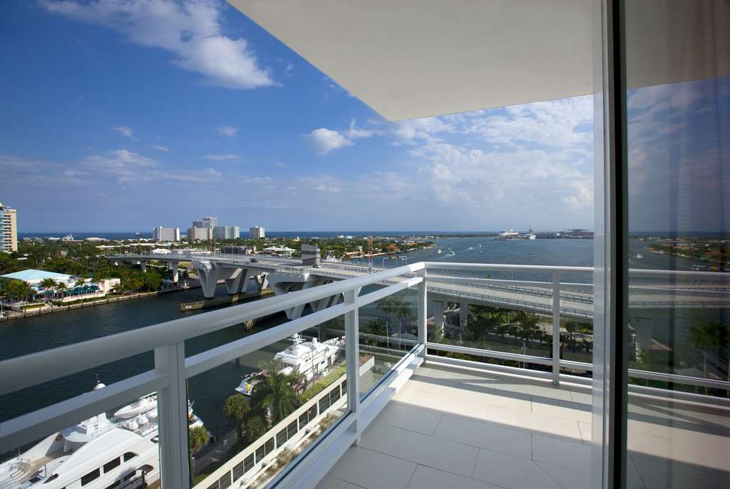 Фото Hilton Fort Lauderdale Marina