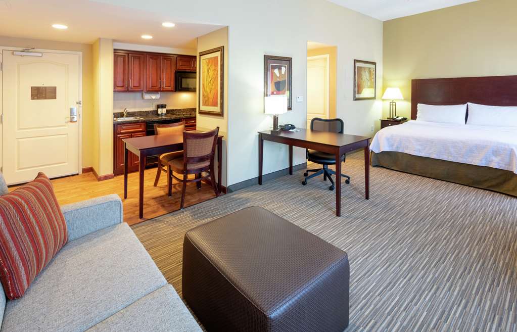 Фото Homewood Suites by Hilton Minneapolis/St. Paul-New Brighton