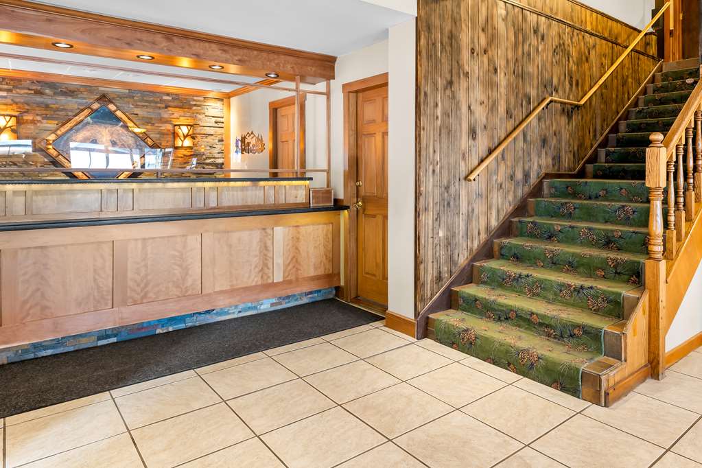 Фото Best Western Adirondack Inn