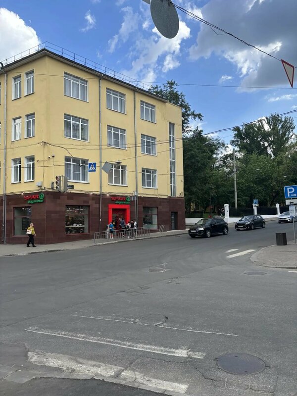 Нино Эра Хотелс групп — фото 2