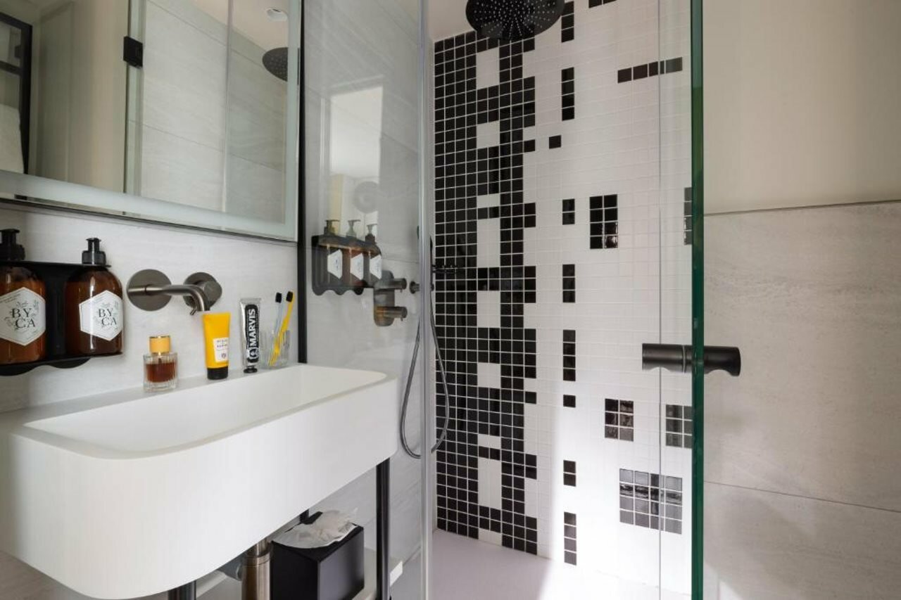 Фото Hôtel Raspail Montparnasse