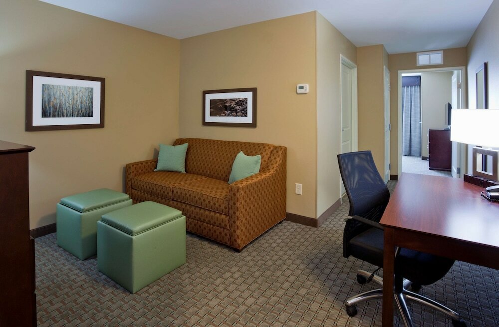 Фото Grandstay Hotel And Suites Morris