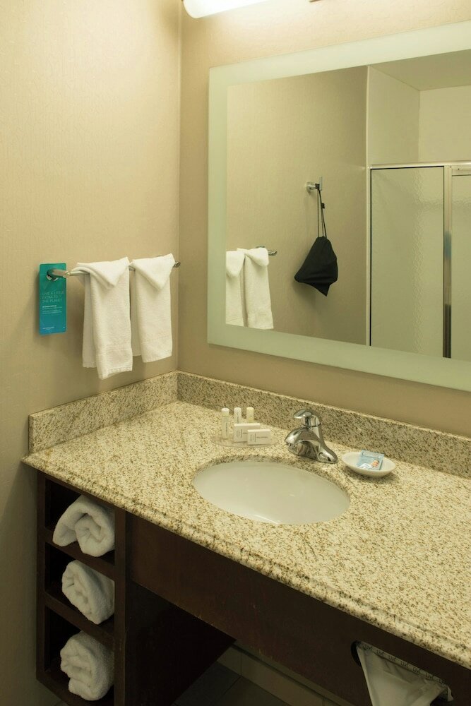 Фото SpringHill Suites by Marriott Logan