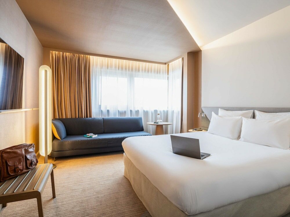 Фото Novotel Brugge Centrum