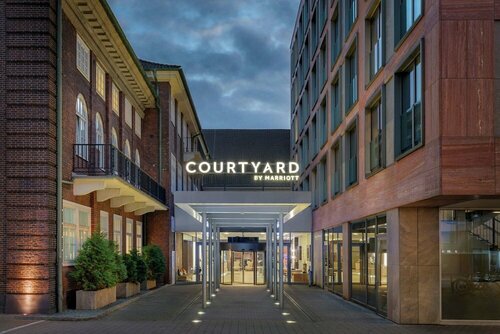Гостиница Courtyard by Marriott Bremen в Бремене