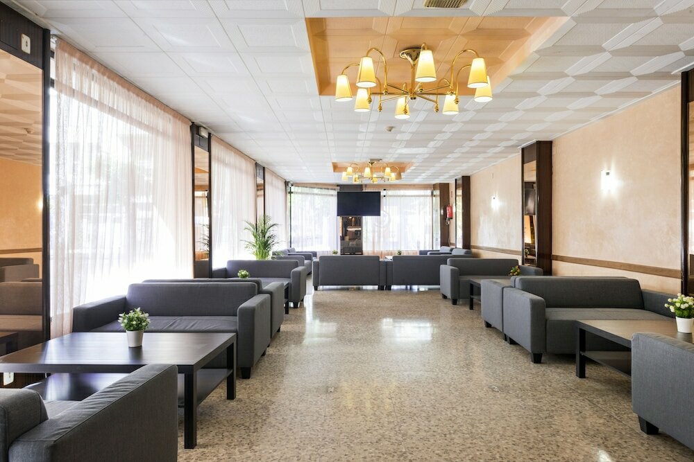 Фото Marisol Hotel