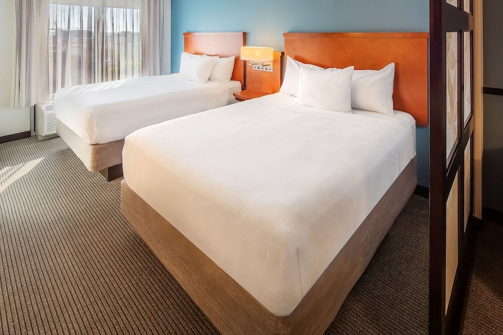 Фото Hyatt Place Madison Downtown