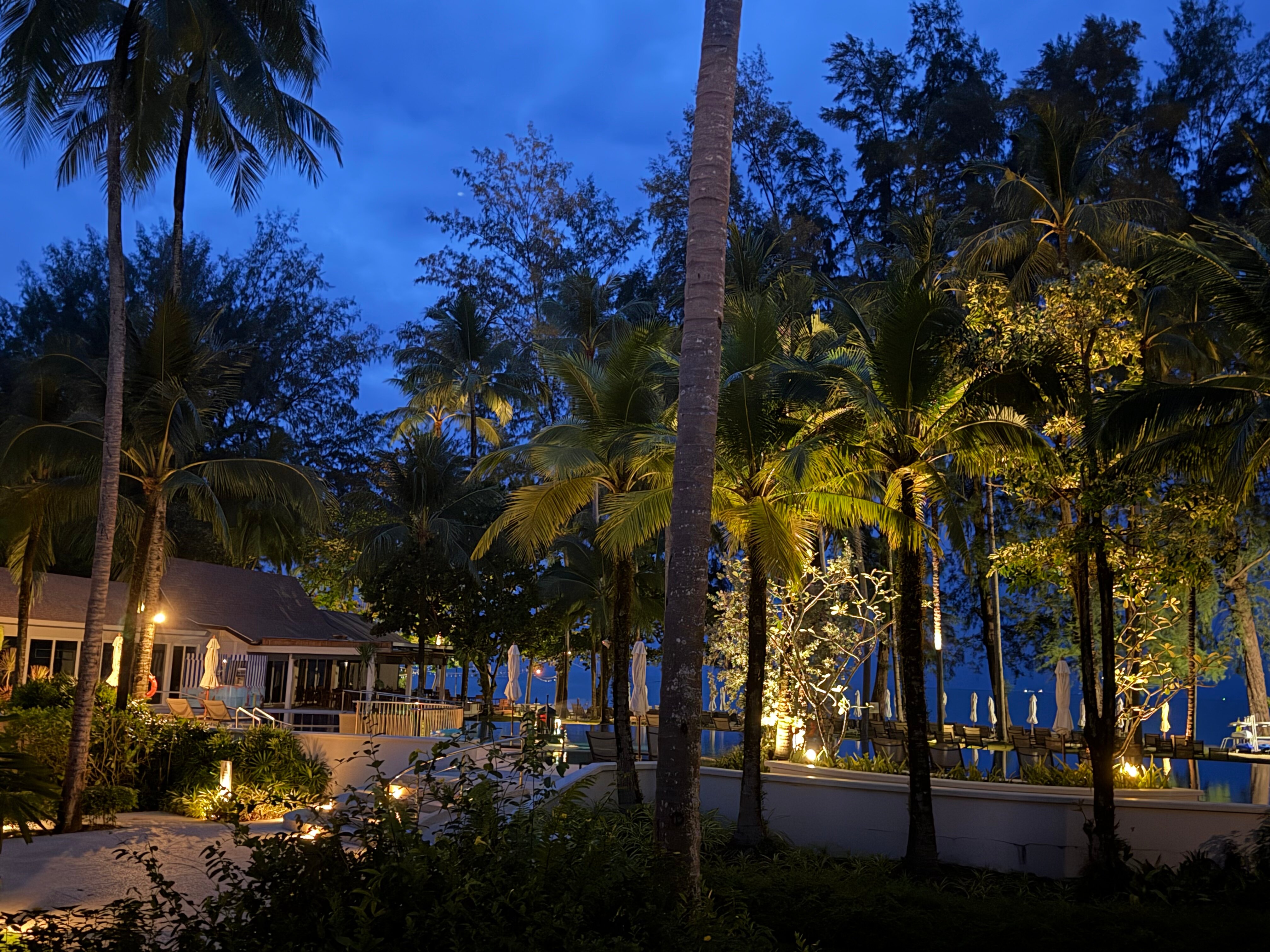 Фото Outrigger Khao Lak Beach Resort