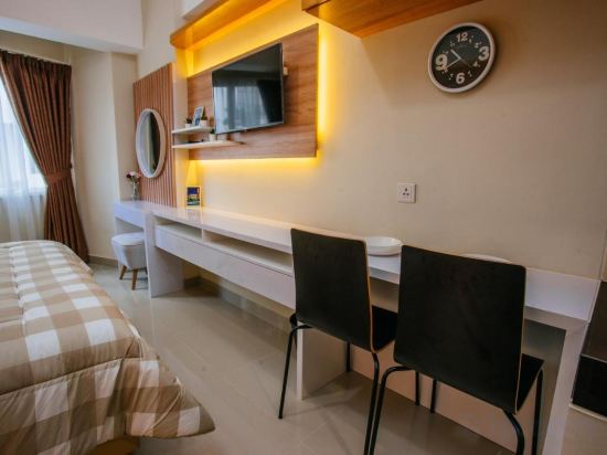 Фото RedDoorz Apartment @ Padina Soho and Residence