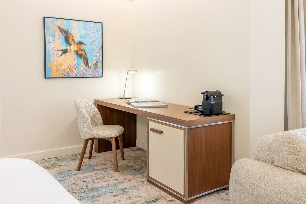 Фото Crowne Plaza Porto