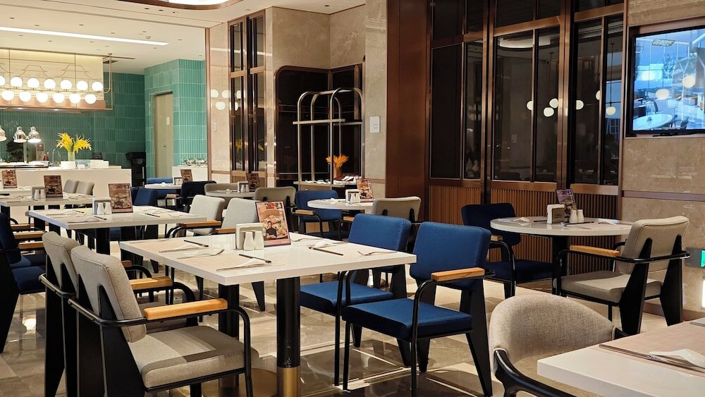 Фото Hilton Garden Inn Huizhou North Railway Station