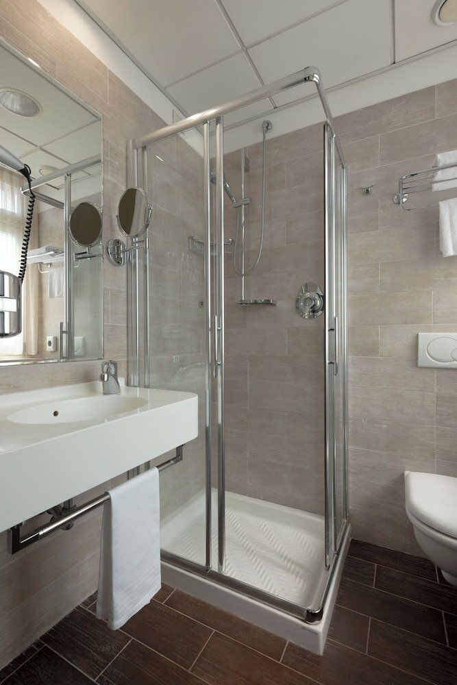 Фото Ibis Styles Parma Toscanini