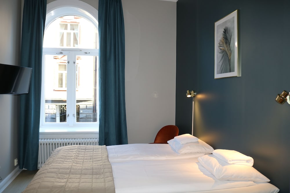 Фото отеля 2