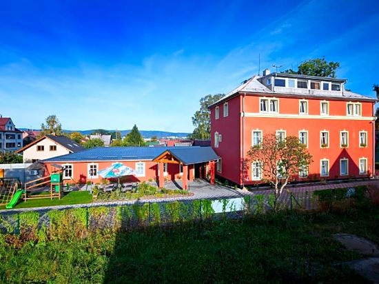 Фото Pytloun Wellness Travel Hotel