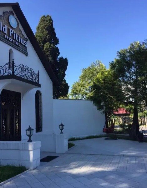 Фото отеля 1