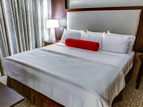 Гостиница Cambria Hotel White Plains - Downtown в Уайт Плейнс
