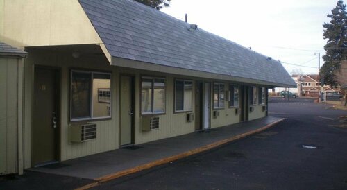 Гостиница Chalet Motel в Бенде