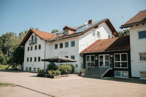 Гостиница Hotel Alpenglühen в Ольхинге