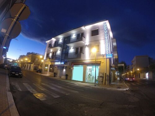 Гостиница Hotel Aquila в Априлии