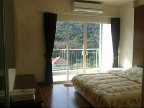 Апартаменты Pol&Pan Phanason Condo на Пхукете