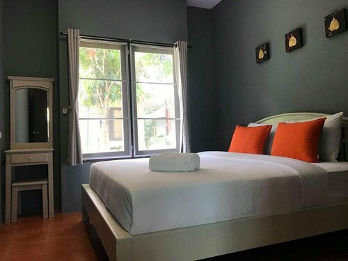 Гостиница Floraville Phuket Resort в Чалонге