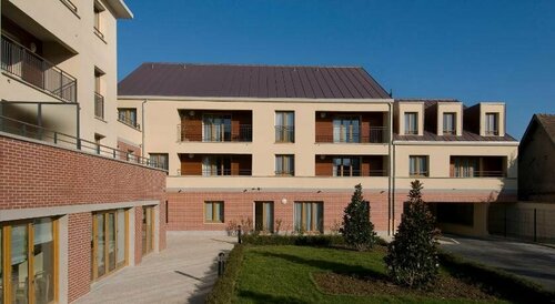 Гостиница Domitys Les Jardins de Reverdy в Шартре