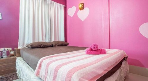 Гостиница Diane Hotel в Пхетчабури