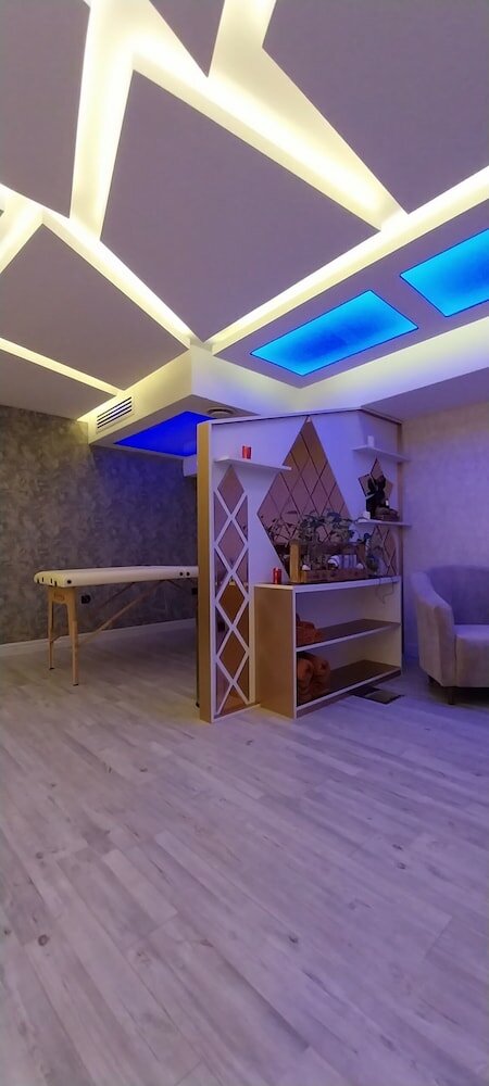 Aqua Liberty Hotel - 6